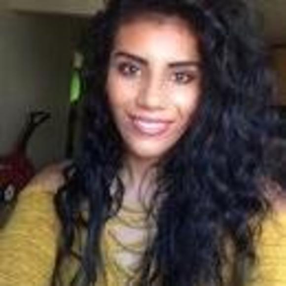 Meet your Posher, Bianca - Picture 1 of 1